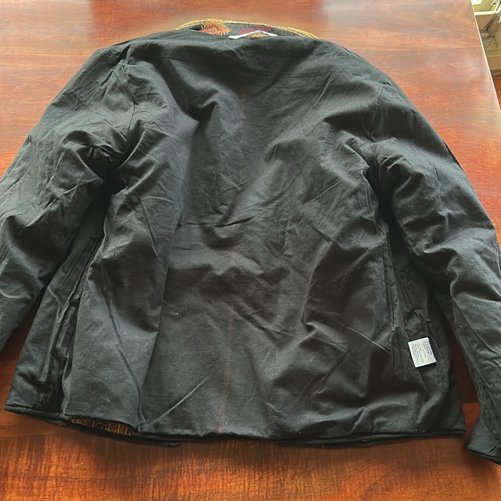 SOHOCOMPAGNE Woven Quilt Coat With Cotton Interior - Picture 8 of 15